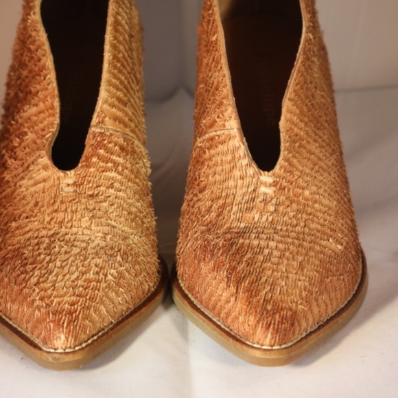 Antelope brand stone leather pump - Size 37 - Picture 3 of 7